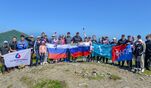 Профсоюзные активисты Сахалина, их родные и близкие покорили Пик Чехова