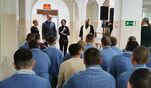 Представители профсоюзного движения Сахалинской области сегодня посетили Военный госпиталь и поздравили участников СВО, проходящих здесь лечение и реабилитацию, с новогодними праздниками