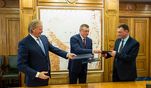 На Сахалине и Курильских островах увеличили минимальную заработную плату